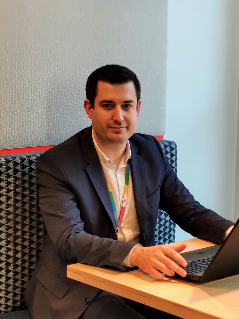 De Eerste 100 van Benoît Houtevels: “We vormen de verbinding tussen hr en it”