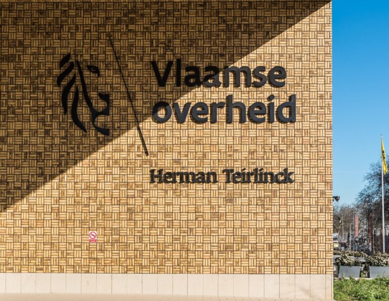 Bart Somers wil thuiswerk als norm voor Vlaamse ambtenaren