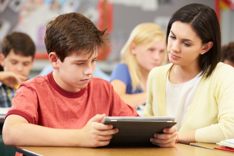 Voka wil onderwijs versneld digitaliseren