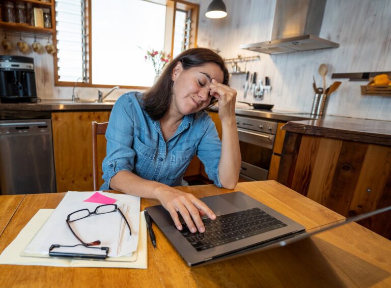 Werken van thuis of leven op het werk?