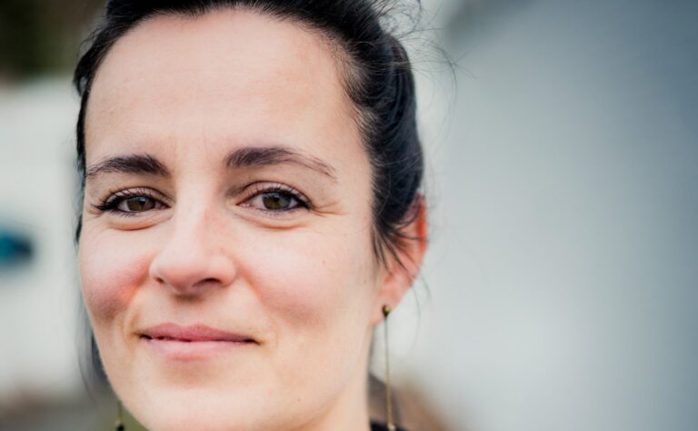 Groot onderzoek naar de impact van de crisis op ons menselijk kapitaal - Eén jaar later