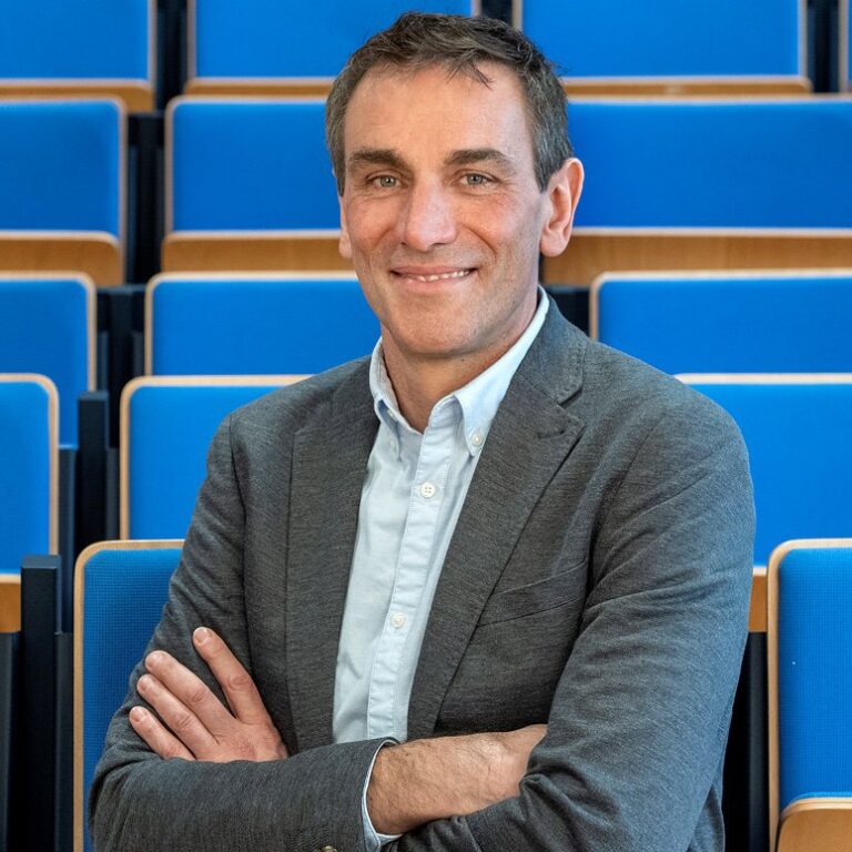 Generaties beter laten samenwerken