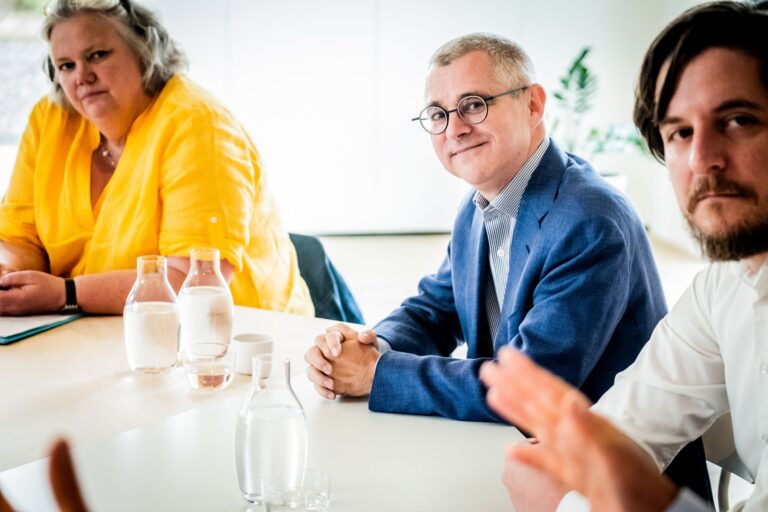 “Wij houden hr een spiegel voor”
