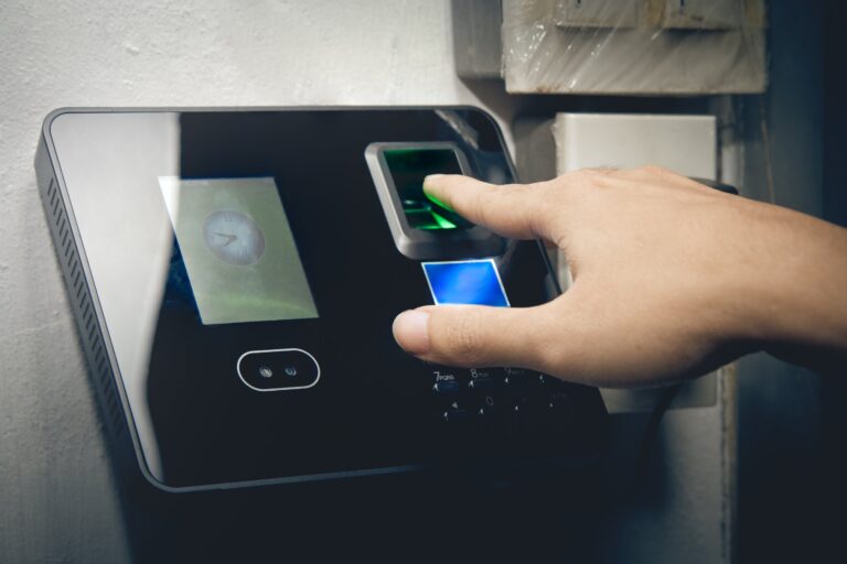 Mag een werkgever de biometrische gegevens van zijn werknemer gebruiken?