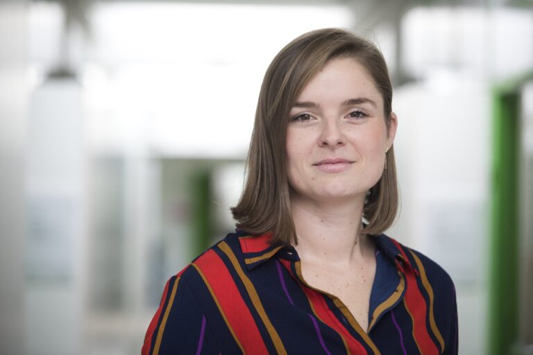 Wat u leest op vakantie: Helen Van Dessel