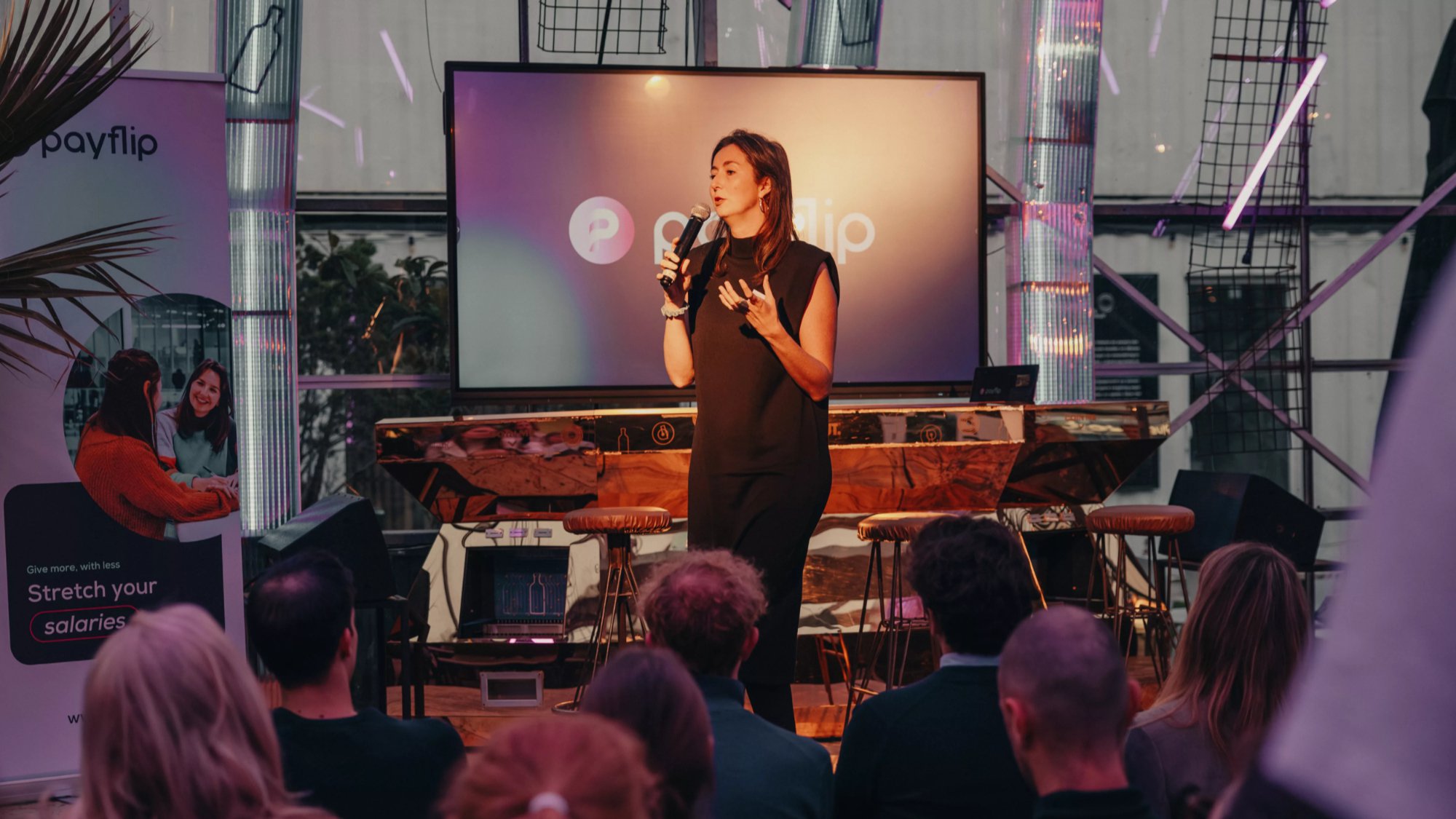 Belgische CEO zet eigen loon op billboard van 60 m² cover